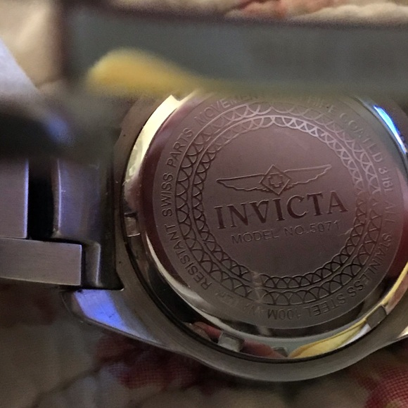 Invicta Women’s Pro Diver Watch - Picture 8 of 13